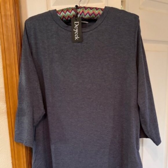 Post Shoulder Surgery Tear Away Top with 3/4" Sleeves (NWT) - Picture 13 of 15